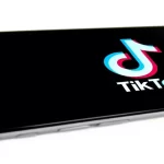 How-to-enable-dark-mode-on-TikTok