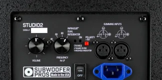 サブウーファーをレシーバーとアンプに接続する方法